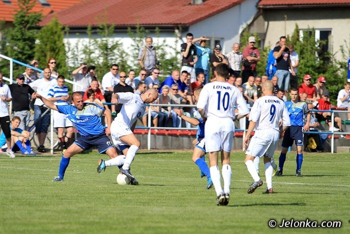 szujewski-eliminuje-lotnika-z-walki-o-awans-foto-40203