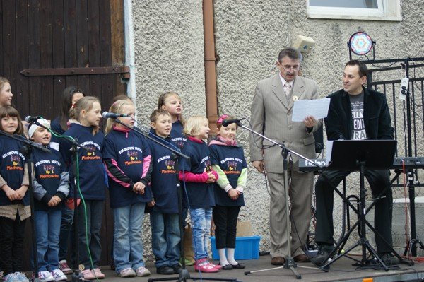 pszczelarze-swietowali-rozpoczecie-kolejnego-sezonu-40215