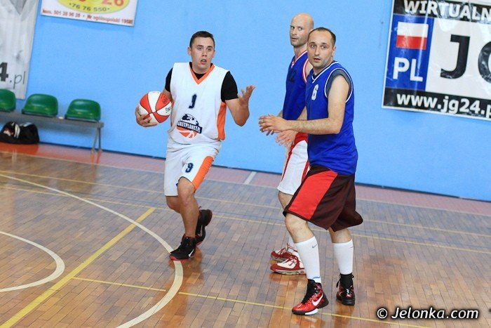 msbl-zacieta-walka-w-pierwszych-spotkaniach-finaowych-foto-40221