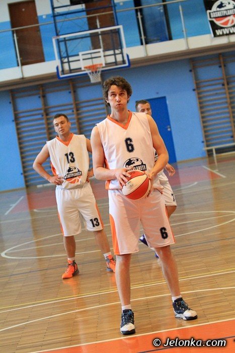 msbl-zacieta-walka-w-pierwszych-spotkaniach-finaowych-foto-40221