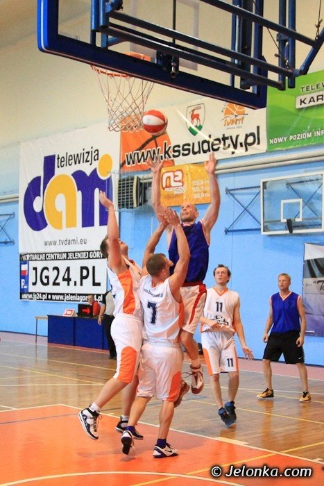 msbl-zacieta-walka-w-pierwszych-spotkaniach-finaowych-foto-40221