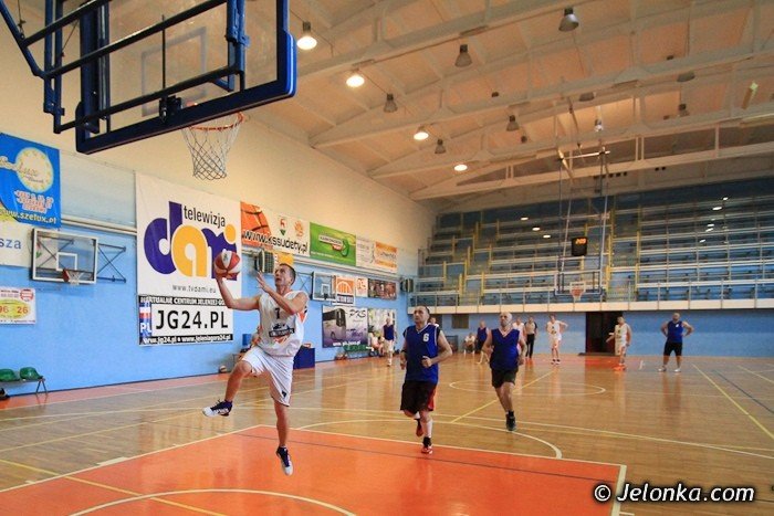 msbl-zacieta-walka-w-pierwszych-spotkaniach-finaowych-foto-40221