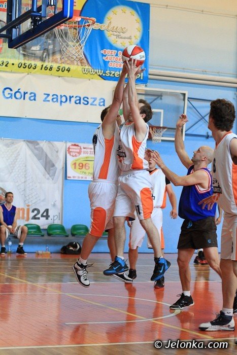 msbl-zacieta-walka-w-pierwszych-spotkaniach-finaowych-foto-40221