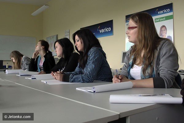 uczniowie-elektronika-szlifowali-wiedze-w-poznaniu-40233