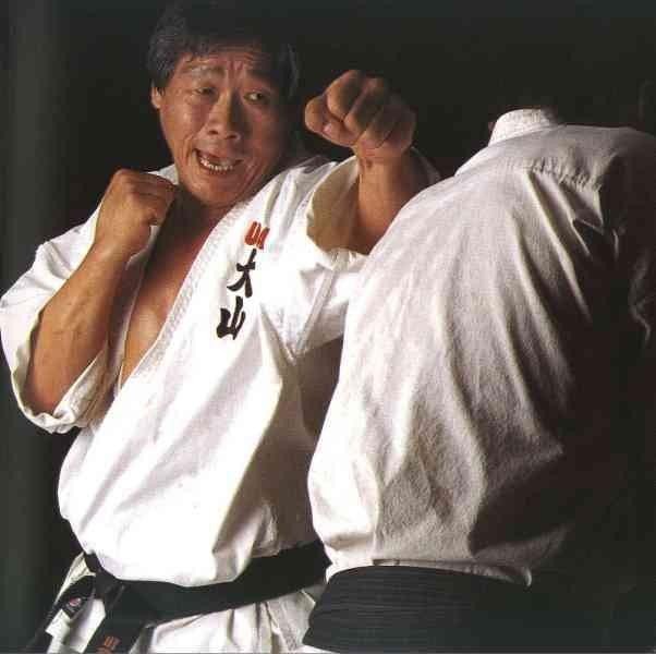 beda-trenowac-z-legenda-oyama-karate-40245