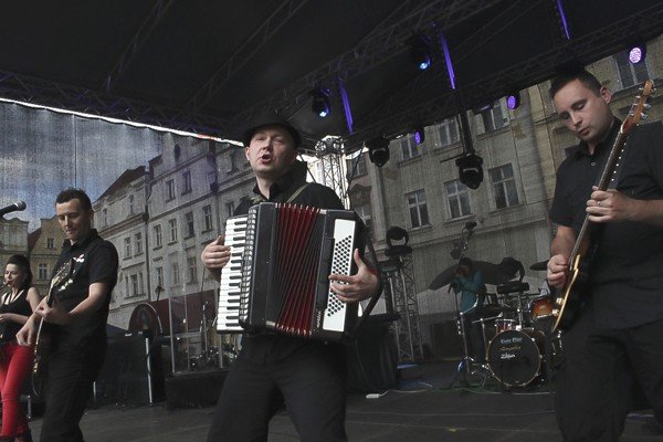 leniwiec-nagra-nowy-teledysk-na-euro-2012-40252