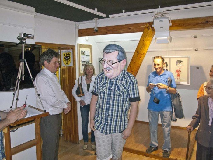 znani-politycy-otworzyli-wystawe-pod-sniezka-40260