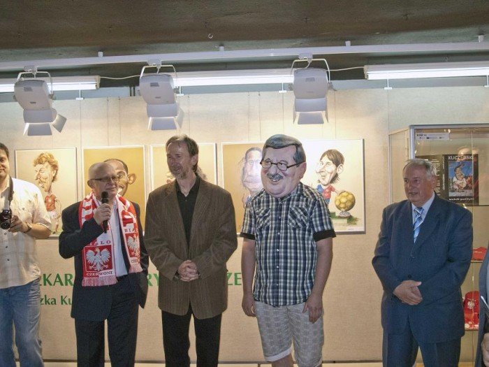 znani-politycy-otworzyli-wystawe-pod-sniezka-40260