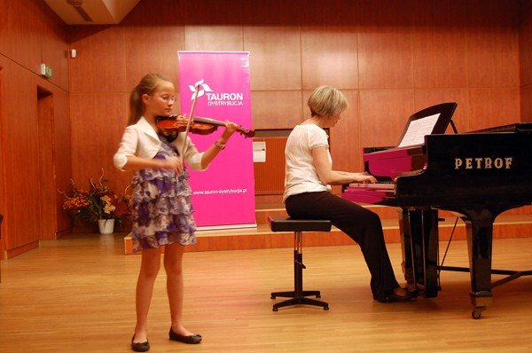 muzyczni-wirtuozi-szkoy-muzycznej-nagrodzeni-40274