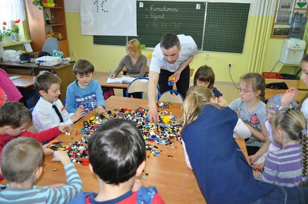 legolekcje-w-jeleniogorskich-podstawowkach-te-zajecia-sa-super-40289