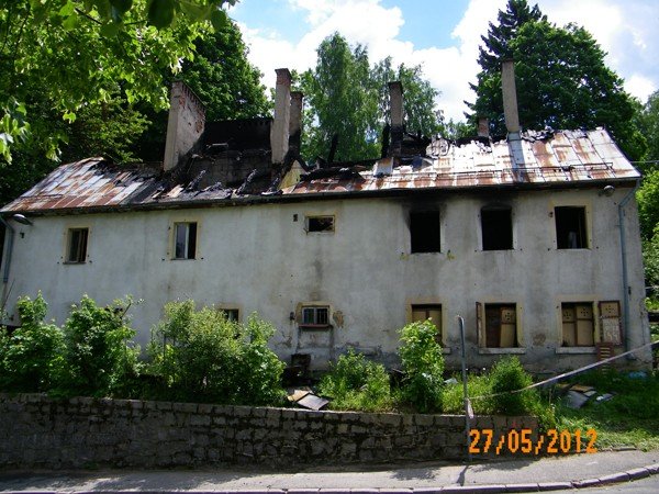 podpalenie-budynku-w-szklarskiej-porebie-40338