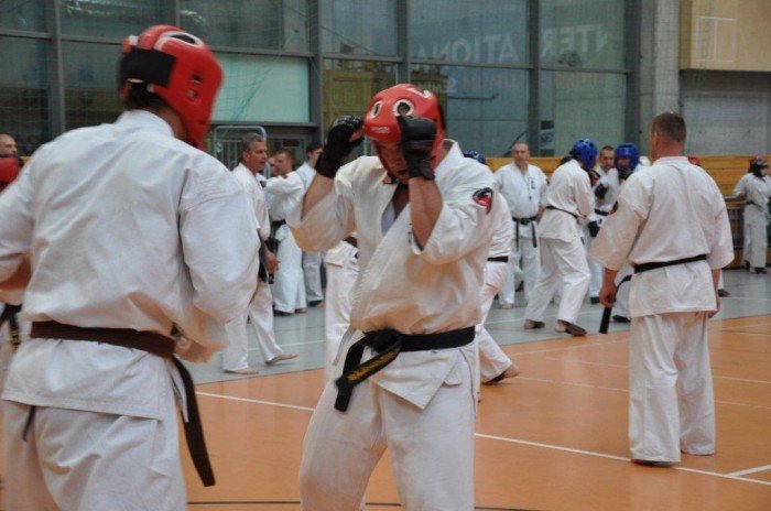trenowali-i-zdawali-u-legendy-oyama-karate-40368