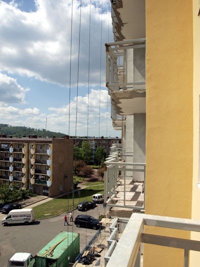 likwiduja-niebezpieczne-balkony-40371