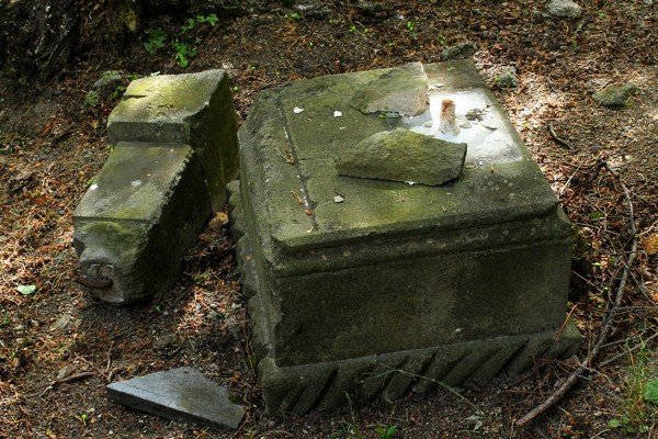 zabytkowa-nekropolia-w-strasznym-stanie-wkrotce-to-sie-zmieni-40381