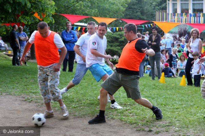 smerfowali-w-okraglaczku-video-40386