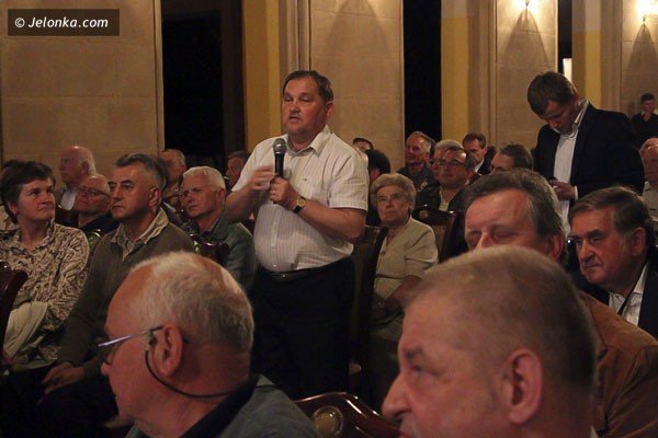 agent-tomek-na-spotkaniu-w-oriencie-trzeba-uzdrowic-cba-40409