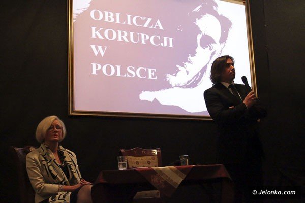 agent-tomek-na-spotkaniu-w-oriencie-trzeba-uzdrowic-cba-40409