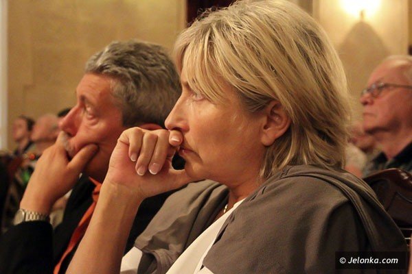 agent-tomek-na-spotkaniu-w-oriencie-trzeba-uzdrowic-cba-40409