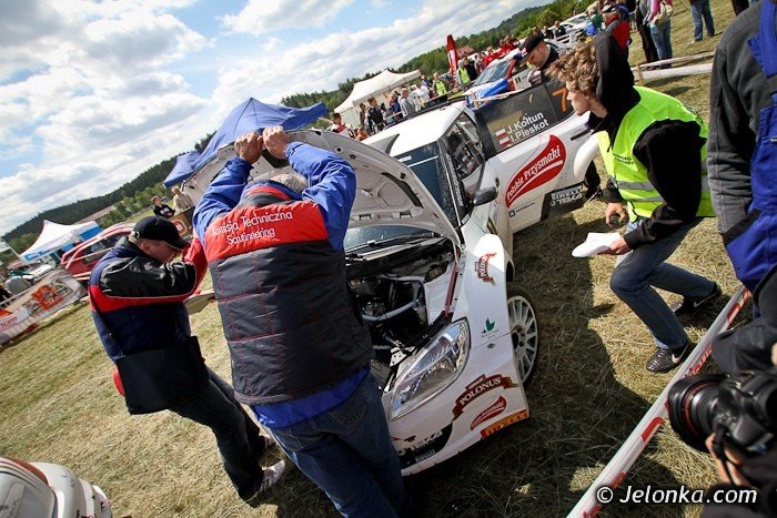 27-rajd-karkonoski-faworyt-liderem-po-pierwszym-dniu-foto-40439