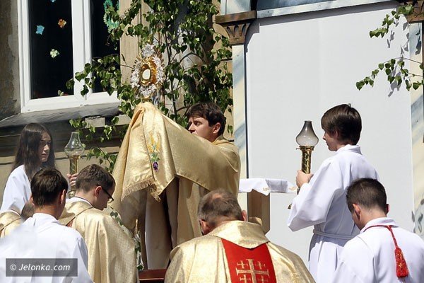 niechaj-bedzie-pochwalony-najswietszy-sakrament-dzis-boze-ciao-foto-40515