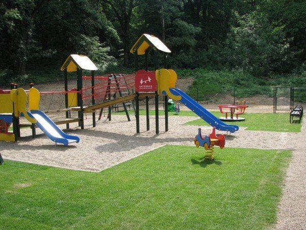 nowy-plac-zabaw-pod-sniezka-40563