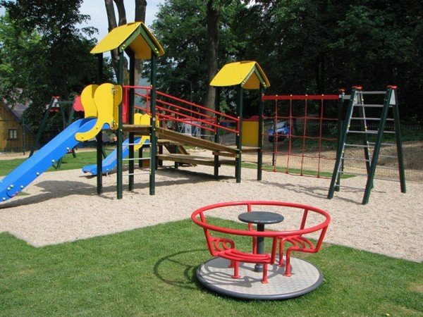 nowy-plac-zabaw-pod-sniezka-40563