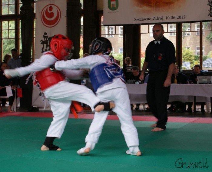 pasmo-zwyciestw-karkonoskiego-klubu-karate-40574