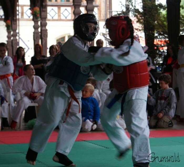 pasmo-zwyciestw-karkonoskiego-klubu-karate-40574