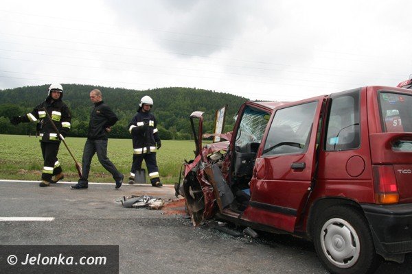 kierowca-tico-uderzy-w-autobus-z-dziecmi-foto-40619