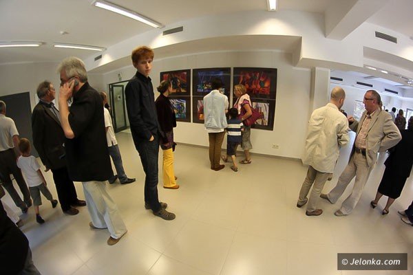 po-wernisazu-magdaleny-grodzinskiej-w-muzeum-karkonoskim-40641