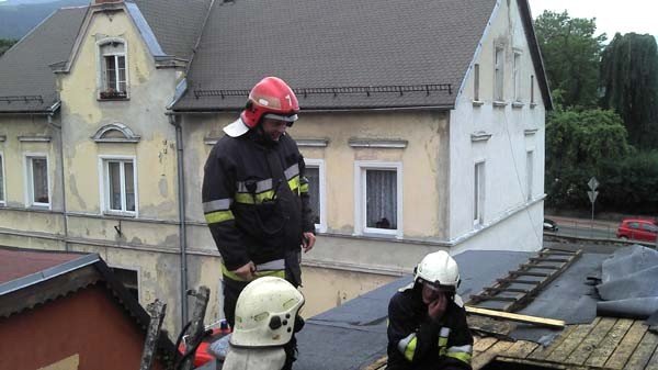 pozar-dachu-w-kowarach-foto-40688