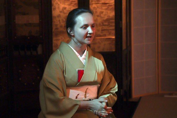 parzyli-herbate-i-walczyli-wrecz-po-spotkaniu-z-kultura-japonii-foto-40761