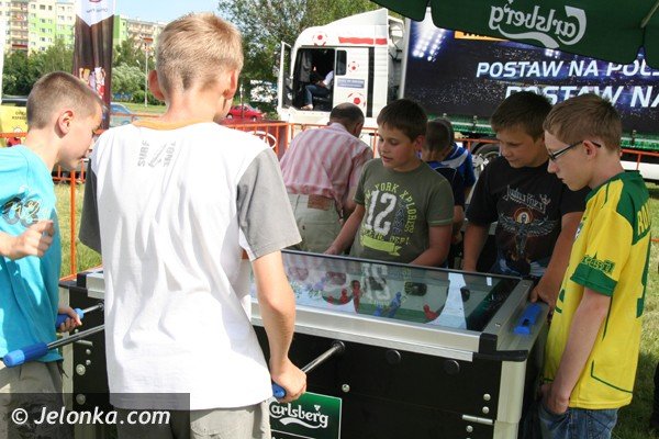 na-zabobrze-zawitaa-mobilna-strefa-kibica-byo-mnostwo-atrakcji-foto-40763