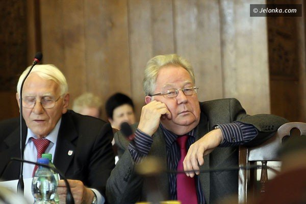 budzet-zatwierdzony-absolutorium-udzielone-byo-goraco-foto-40794