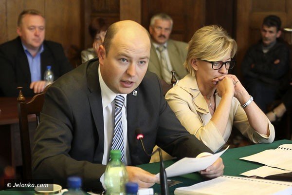 budzet-zatwierdzony-absolutorium-udzielone-byo-goraco-foto-40794