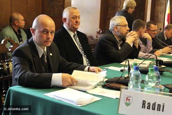 budzet-zatwierdzony-absolutorium-udzielone-byo-goraco-foto-40794