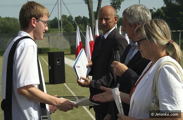 zegnaj-szkoo-czas-odpoczac-rok-szkolny-zakonczony-foto-40841