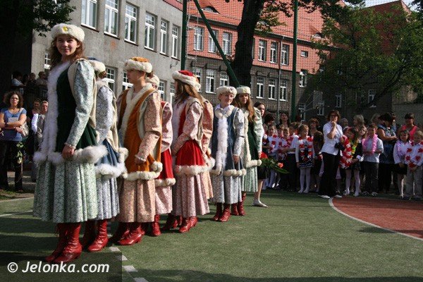 zegnaj-szkoo-czas-odpoczac-rok-szkolny-zakonczony-foto-40841