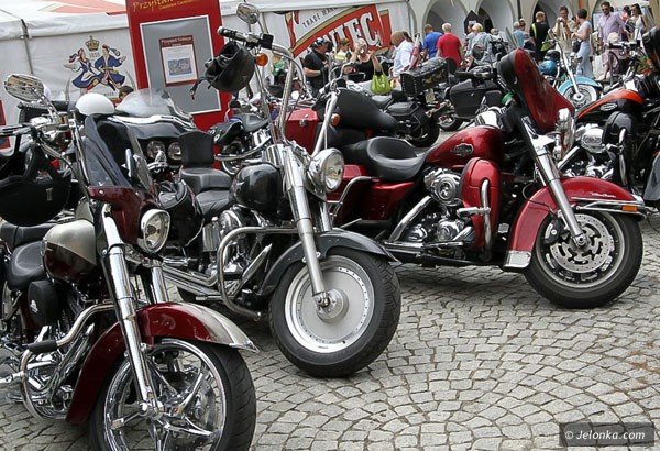 harley-moj-to-jest-to-ryk-silnikow-i-blues-w-rynku-foto-40855