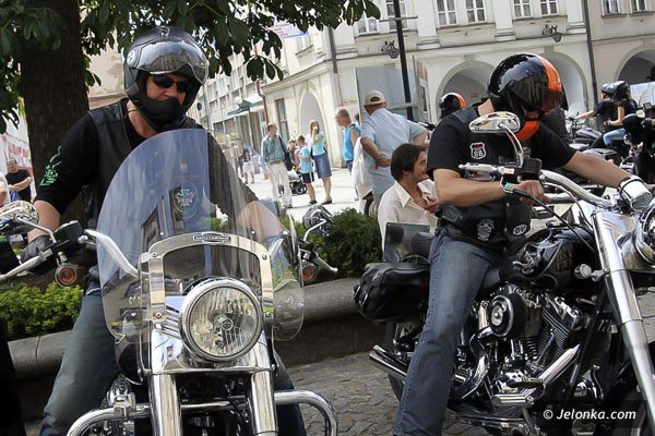 harley-moj-to-jest-to-ryk-silnikow-i-blues-w-rynku-foto-40855