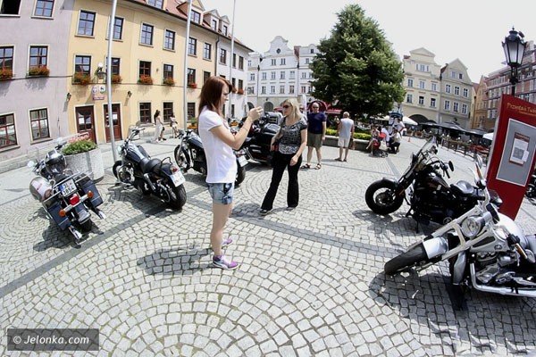 harley-moj-to-jest-to-ryk-silnikow-i-blues-w-rynku-foto-40855