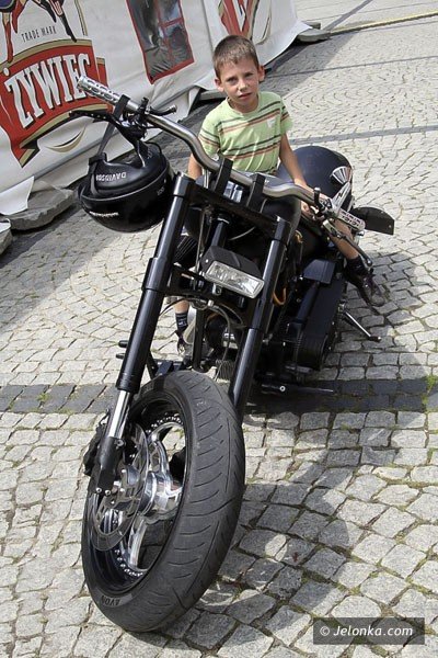 harley-moj-to-jest-to-ryk-silnikow-i-blues-w-rynku-foto-40855