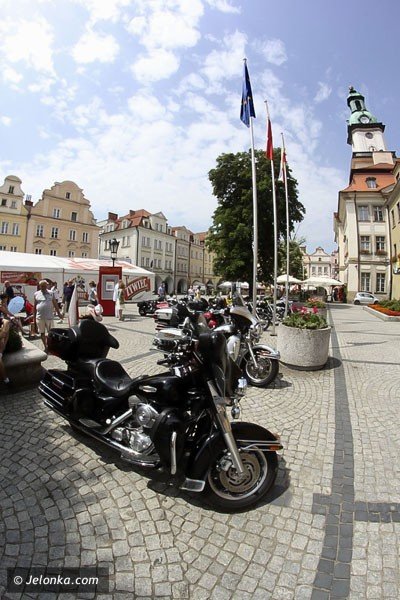 harley-moj-to-jest-to-ryk-silnikow-i-blues-w-rynku-foto-40855