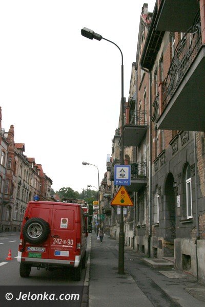 chcia-skoczyc-z-drugiego-pietra-bo-przysza-po-niego-policja-40887