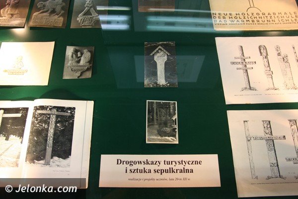 o-historii-cieplickiego-snycerstwa-w-muzeum-przyrodniczym-foto-40890