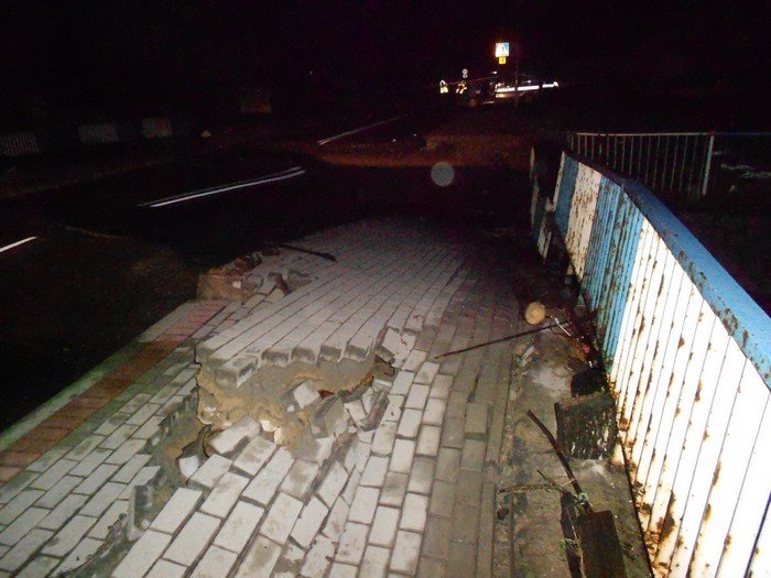 po-nawanicy-podtopienia-zniszczone-drogi-nie-ma-przejazdu-przez-maciejowa-foto-40929