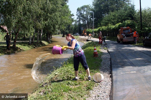 po-kataklizmie-w-maciejowej-woda-zalaa-180-domow-mieszkancom-potrzebna-jest-pomoc-foto-40935