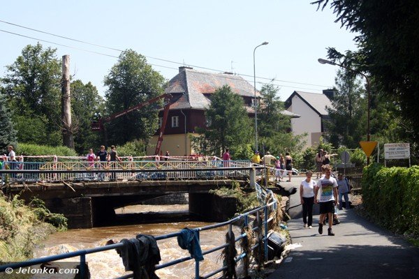 po-kataklizmie-w-maciejowej-woda-zalaa-180-domow-mieszkancom-potrzebna-jest-pomoc-foto-40935