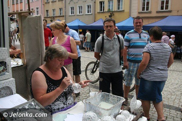 piekno-zaklete-w-szkle-w-rynku-jeszcze-dzisiaj-foto-40952