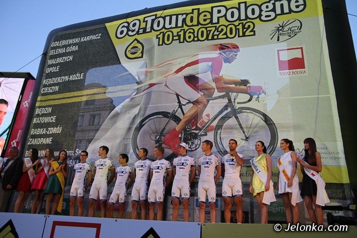 jeleniogorzanie-przywitali-kolarzy-foto-40981